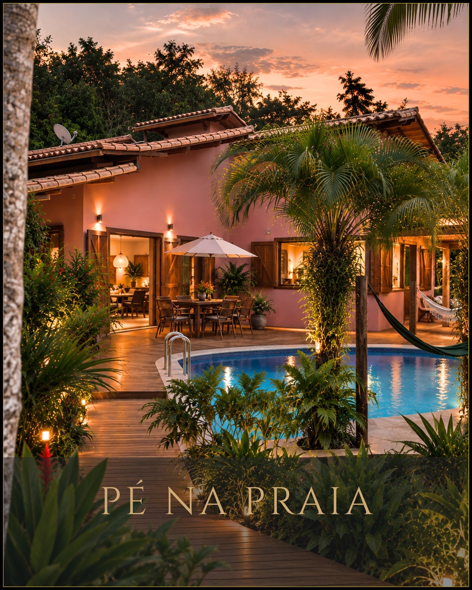 Exklusive Strandresidenz zum Verkauf in Cumuruxatiba, Bahia, mit Pool, großzügiger Holzterrasse und tropischem Garten.