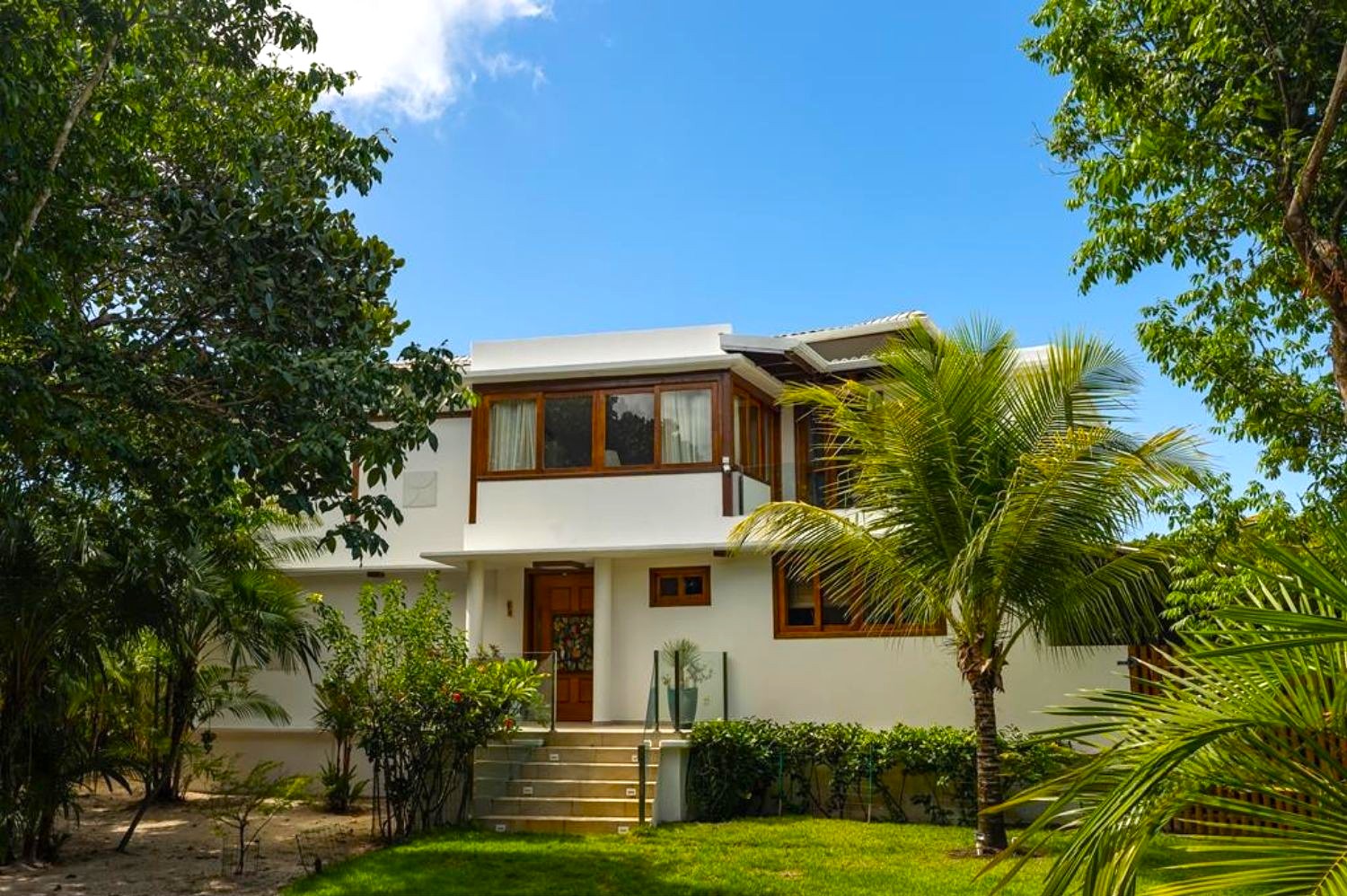 Exterior view of Casa Serenidade