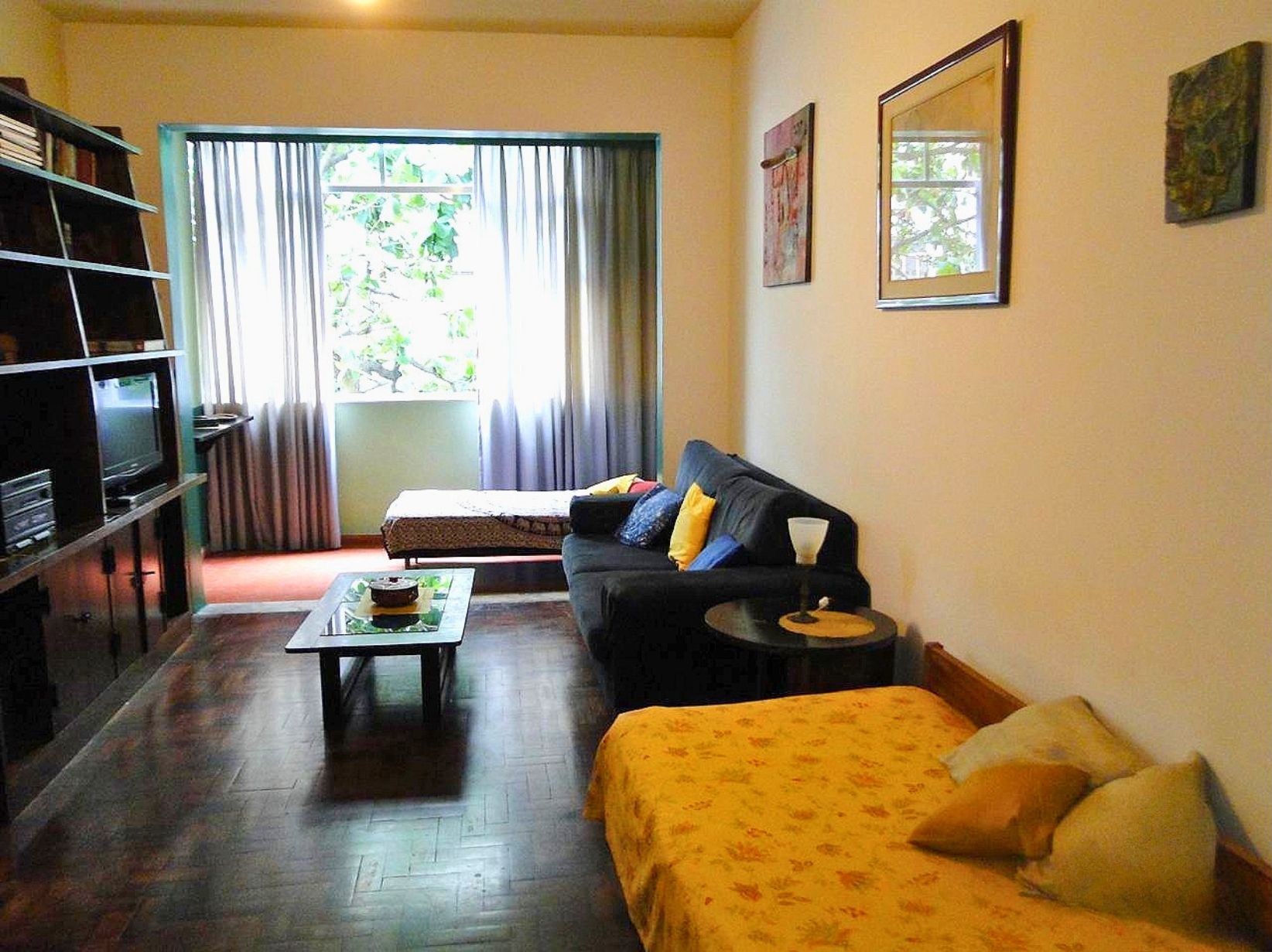 Bright living area at Apartamento Leme