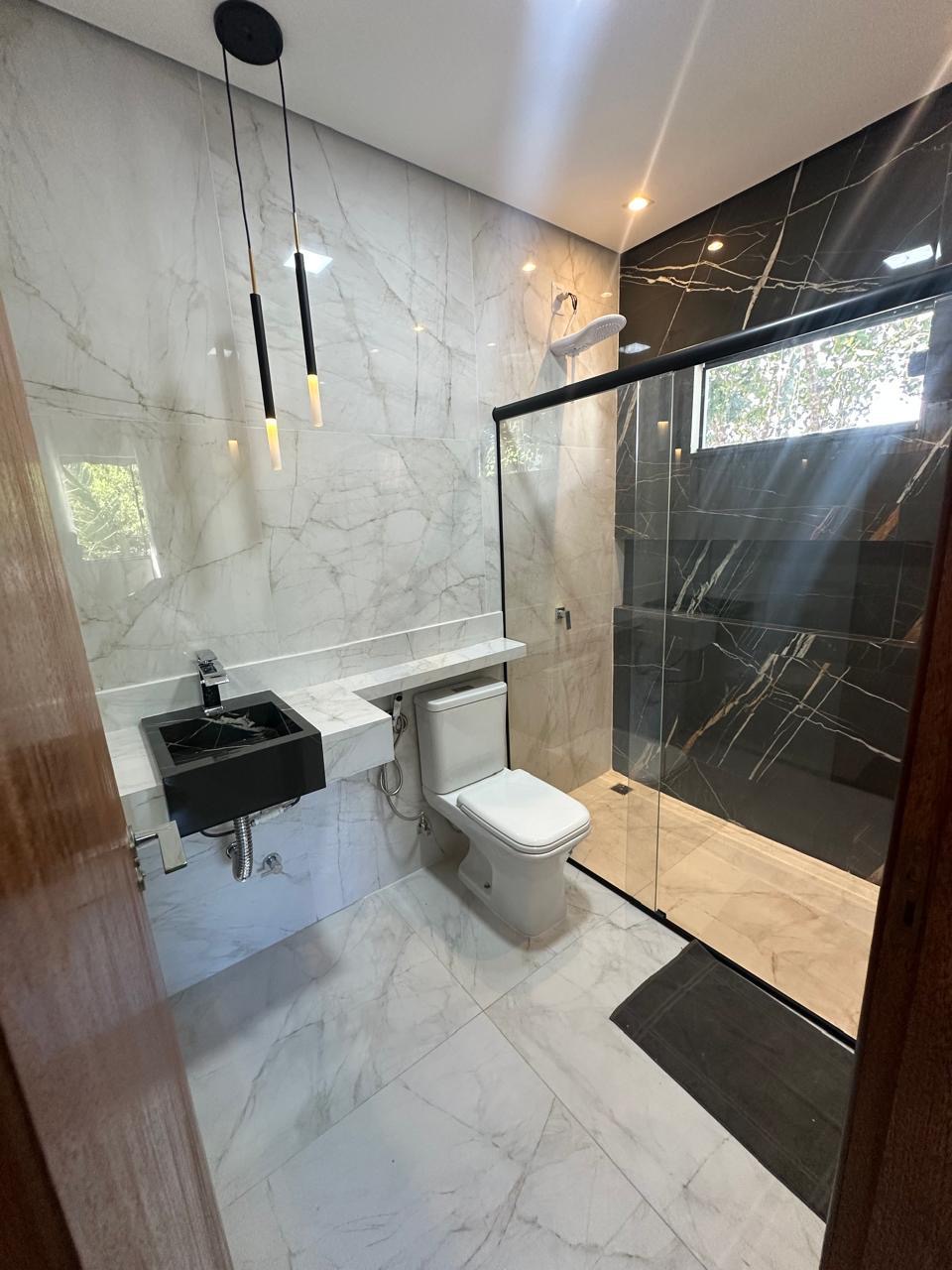 Second bathroom at Casa Michaela